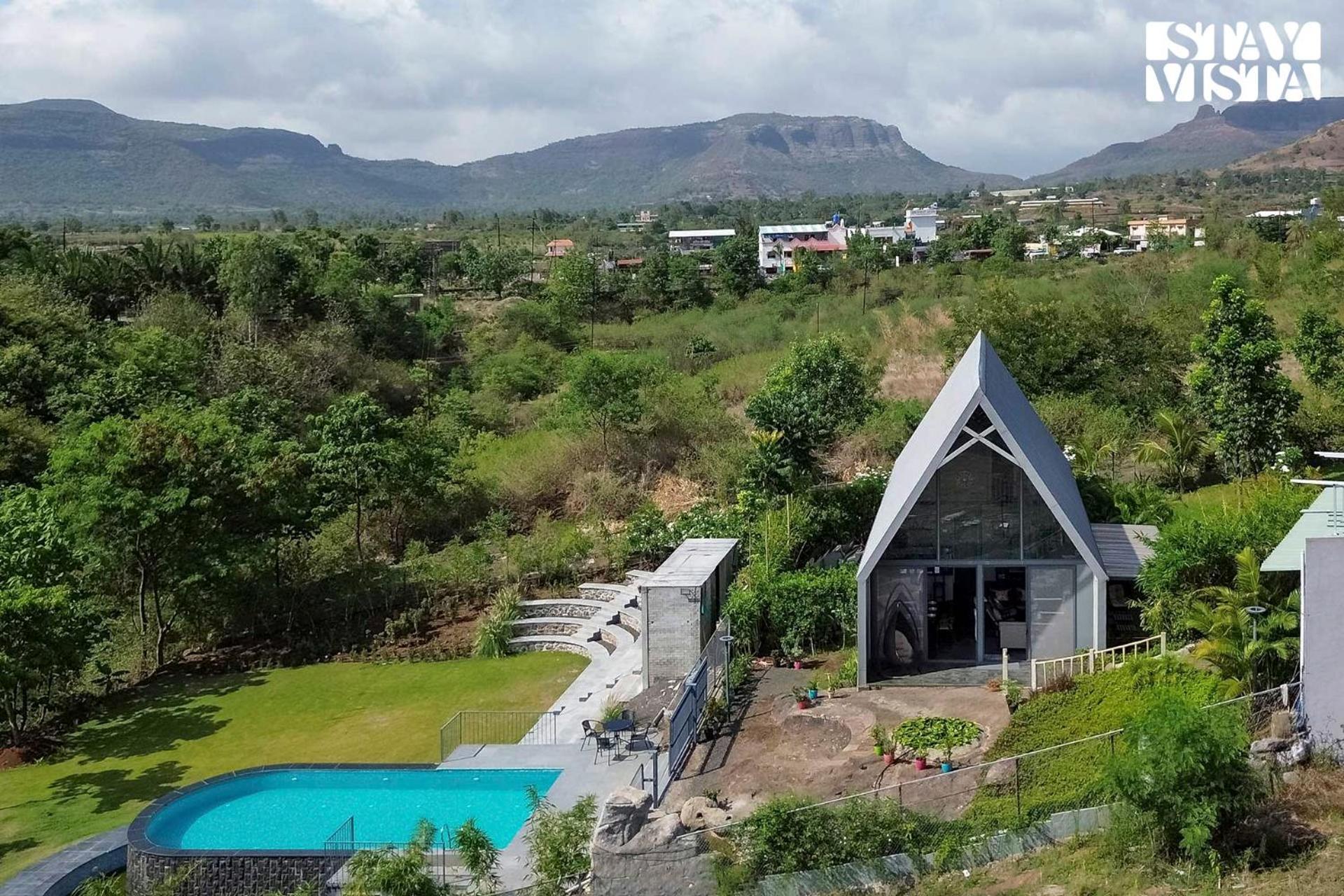 Stayvista'S Celeste Villa - Hill-View Retreat With Infinity Pool ナーシク エクステリア 写真