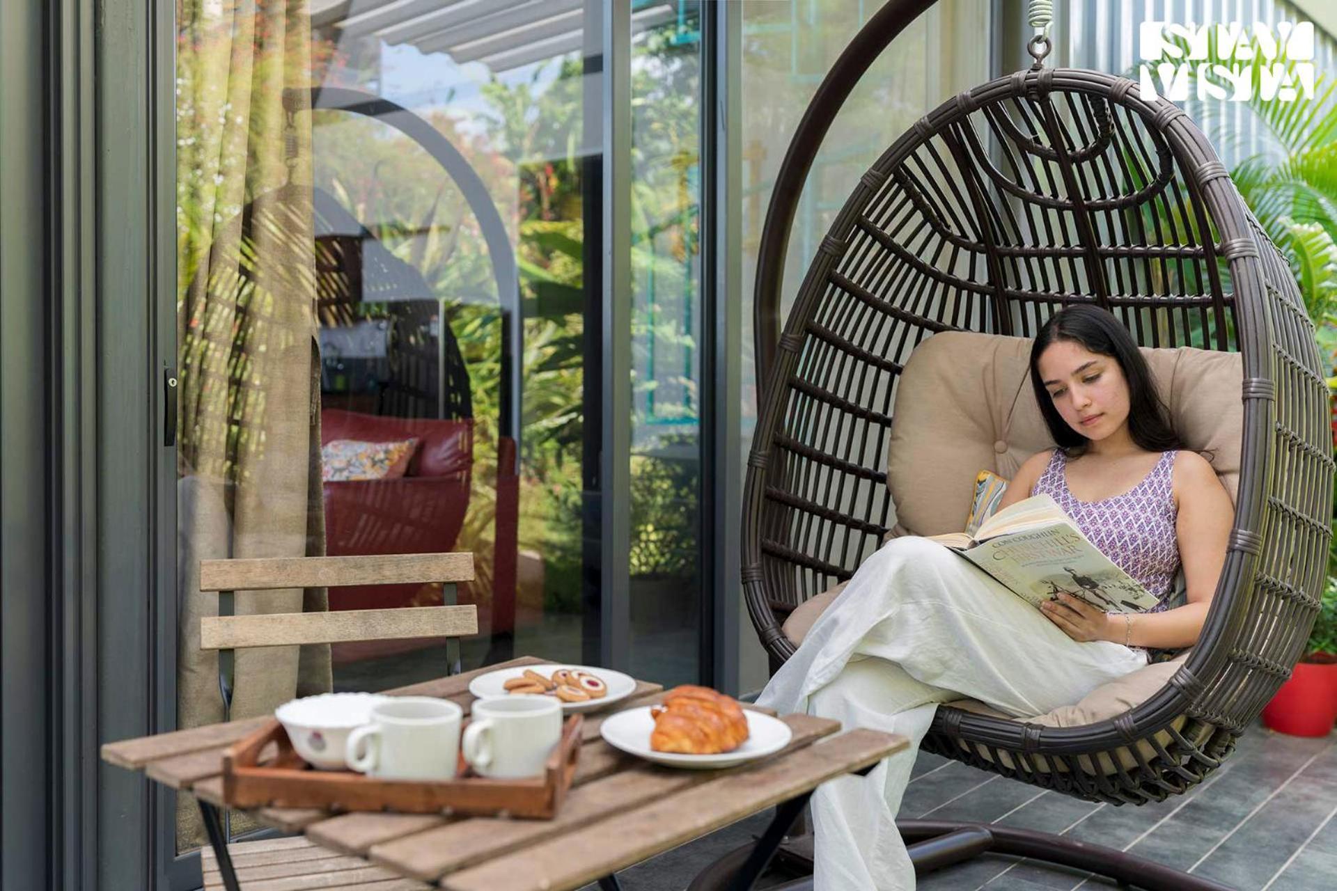 Stayvista'S Celeste Villa - Hill-View Retreat With Infinity Pool ナーシク エクステリア 写真